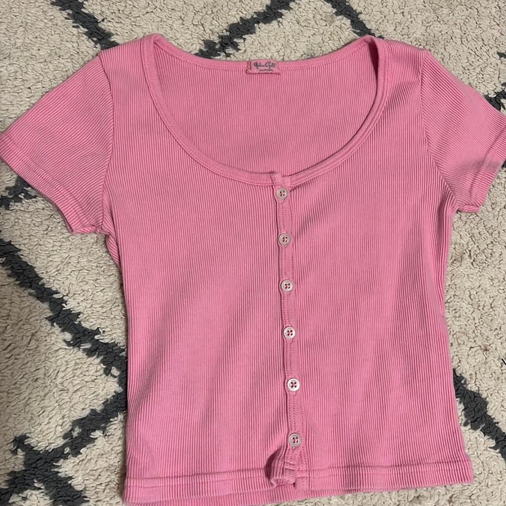 Brandy Melville shirt